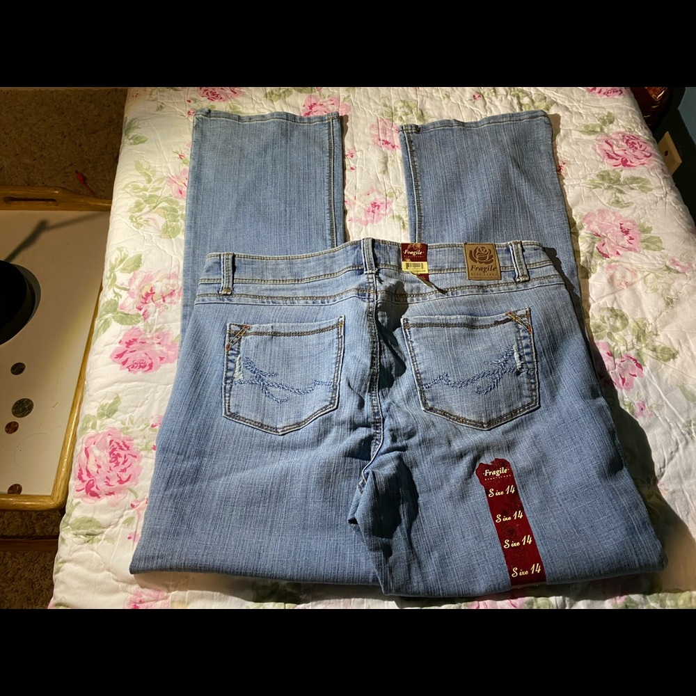 Fragile Blue Jean Light Blue Classic Flare Jean